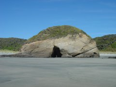 Wharariki beach